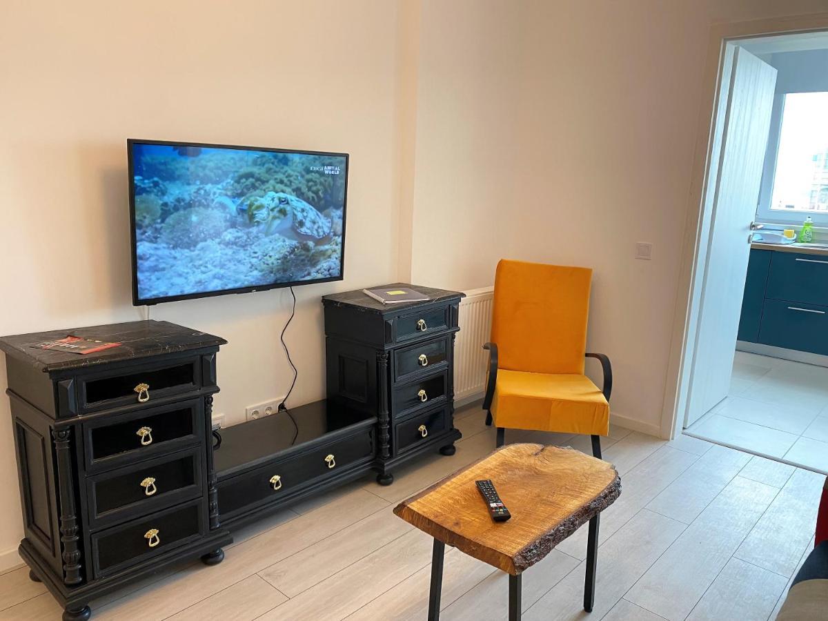 Plaza View Studio Bucharest Luaran gambar