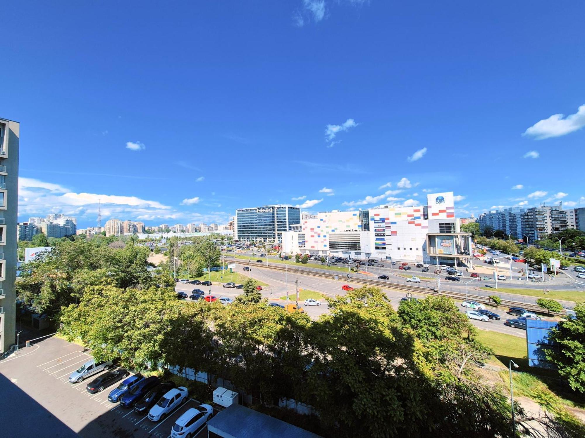 Plaza View Studio Bucharest Luaran gambar